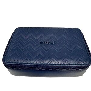 Missoni for Delta One toiletry/amenity bag in navy blue. Zip closure. Lined. NWT